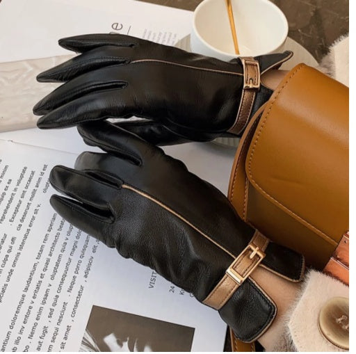 Luxury Women’s Sheepskin Black Driving Gloves