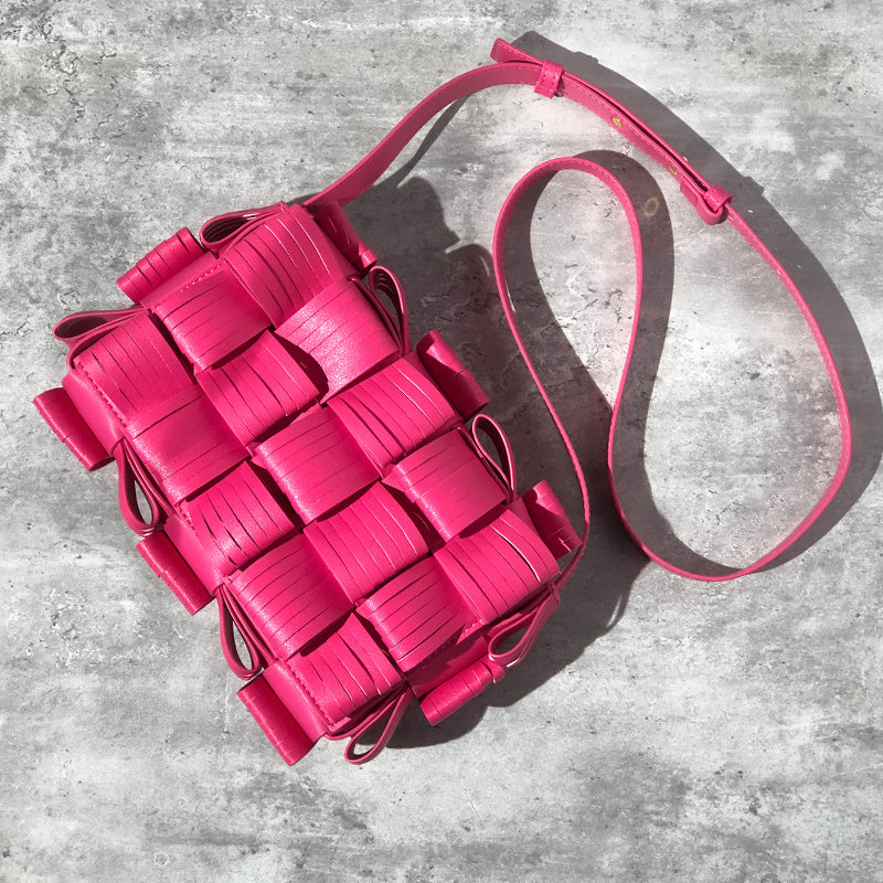Leather Woven One Shoulder Messenger Bag